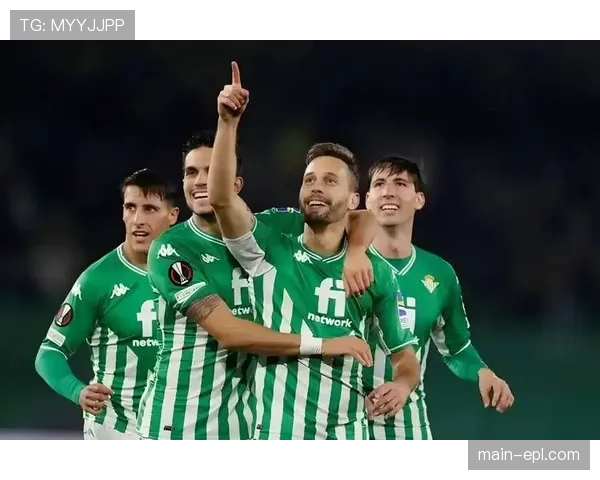 埃尔切防守反击战术执行到位 米尔前插时机选择展现战术素养